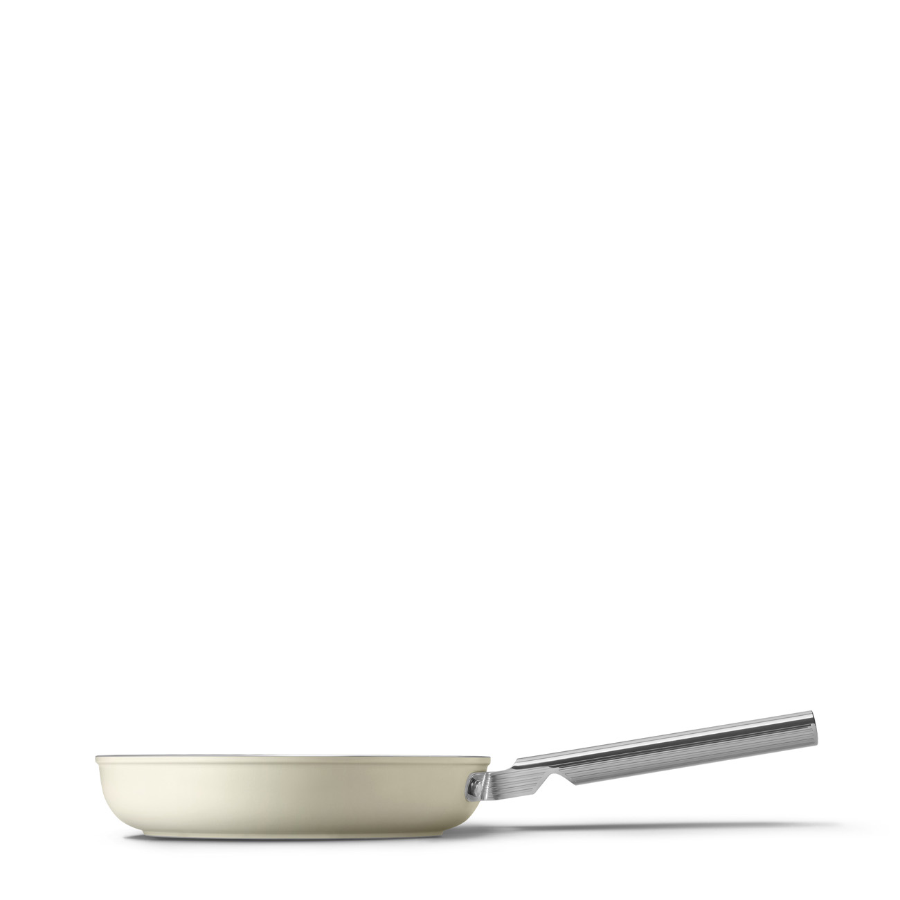 مقلاة Smeg غير لاصقة مقاس 20 سم FPF2002